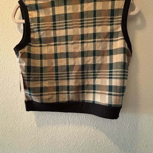 Plaid V-Neck Tank Top - Picture 4 of 4